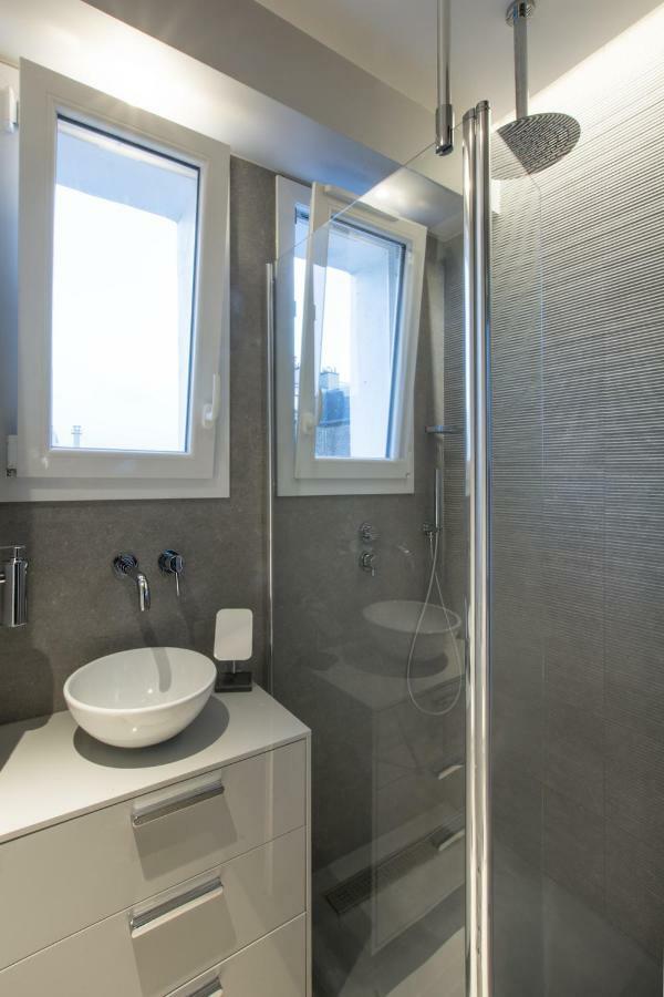 Renovated Modern For 3 In - Bastille Paris